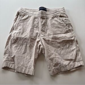 Abercrombie & Fitch Men's Light Tan Flat-Front Shorts